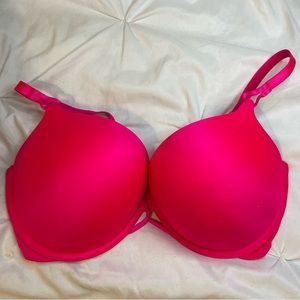 Victorias Secret Miraculous Plunge Bra